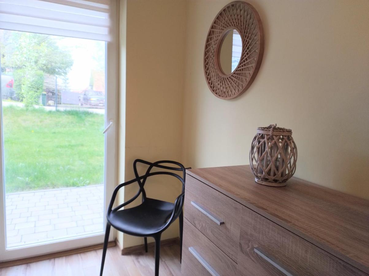 Yellow Apartment Величка Екстериор снимка